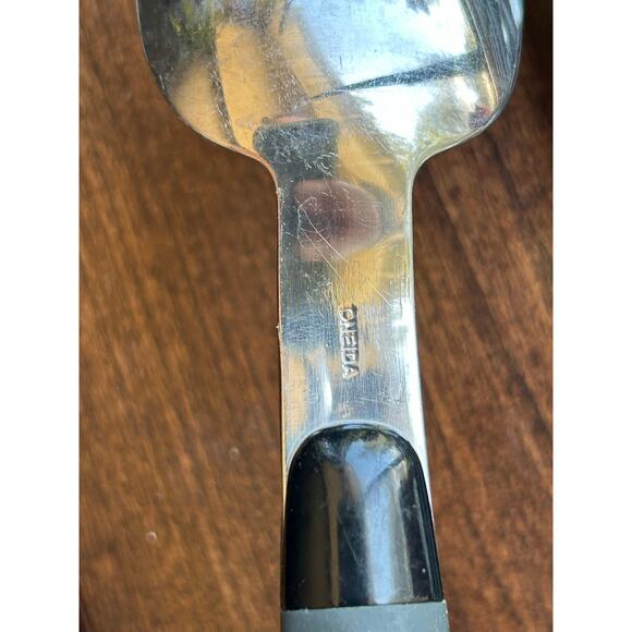 Oneida Stainless Flatware Black Handle Lot of 16 Spoons Forks Knives - Picture 9 of 9